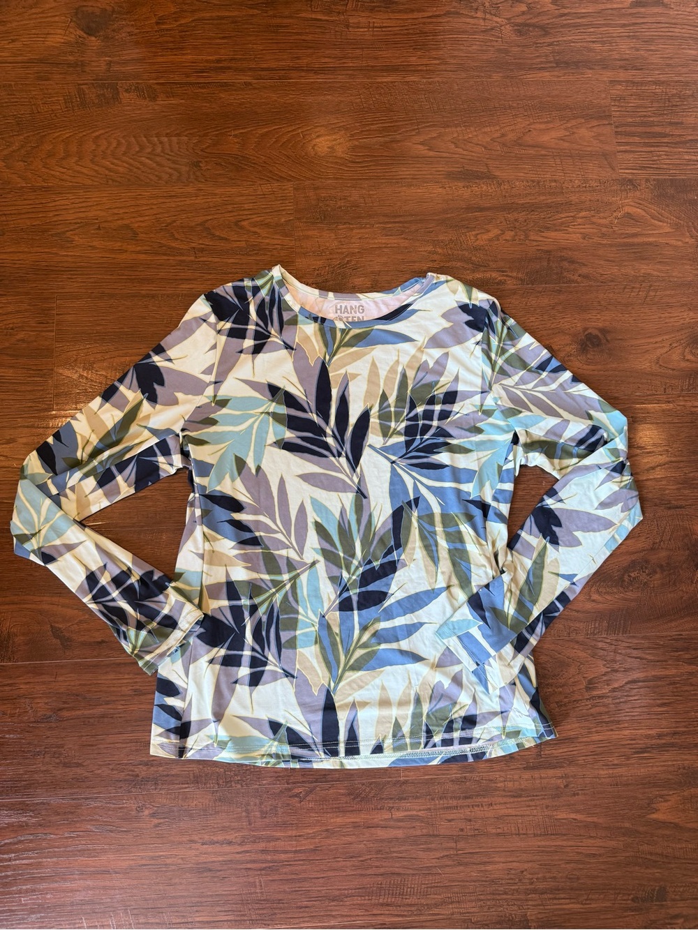 HANG TEN Women’s Long Sleeve Leaf Print Swim Top in Blue/Green